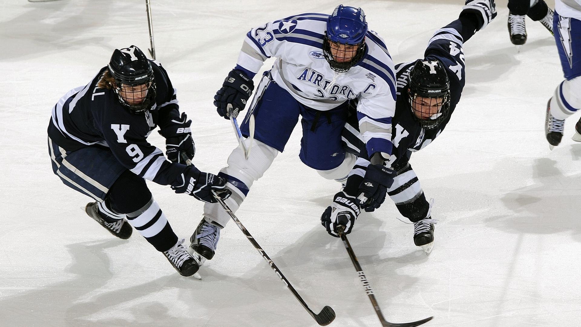 “战术革新：联盟最新打法解析”，联盟战略